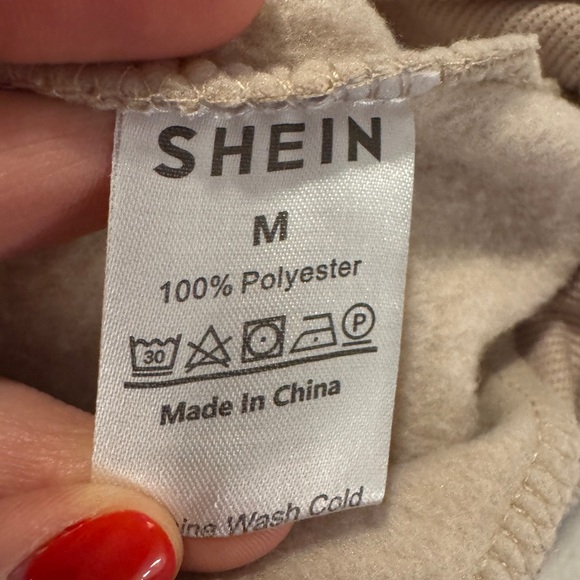 Cozy SHEIN Beige Cat Sweatshirt - Picture 3 of 5